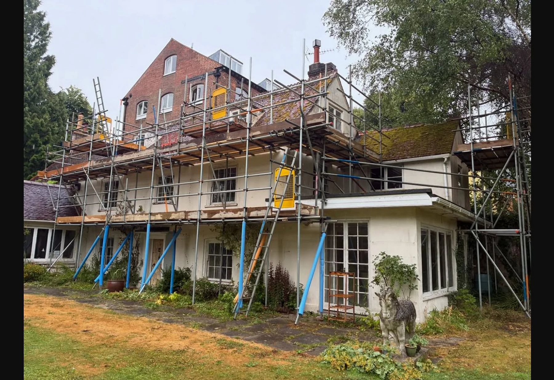 Commercial scaffolding project completed by Invictus Scaffolding in Southampton