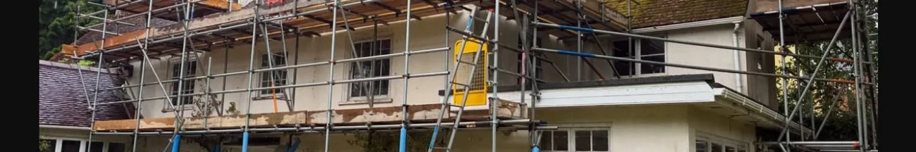Commercial scaffolding installed by Invictus Scaffolding in Southampton, Hampshire